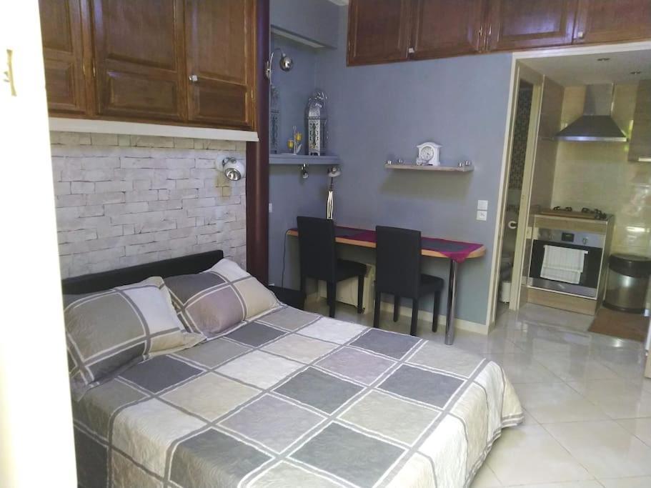 Studio Ideal Pour Deux Voyageurs Sur Марсилия Екстериор снимка