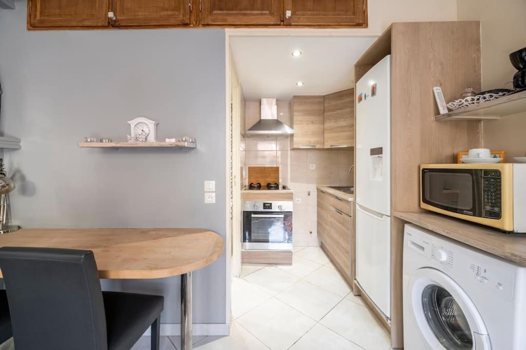 Studio Ideal Pour Deux Voyageurs Sur Марсилия Екстериор снимка