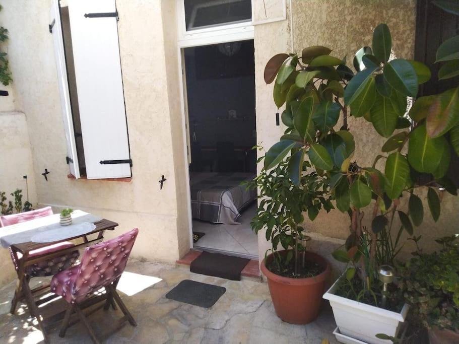 Studio Ideal Pour Deux Voyageurs Sur Марсилия Екстериор снимка